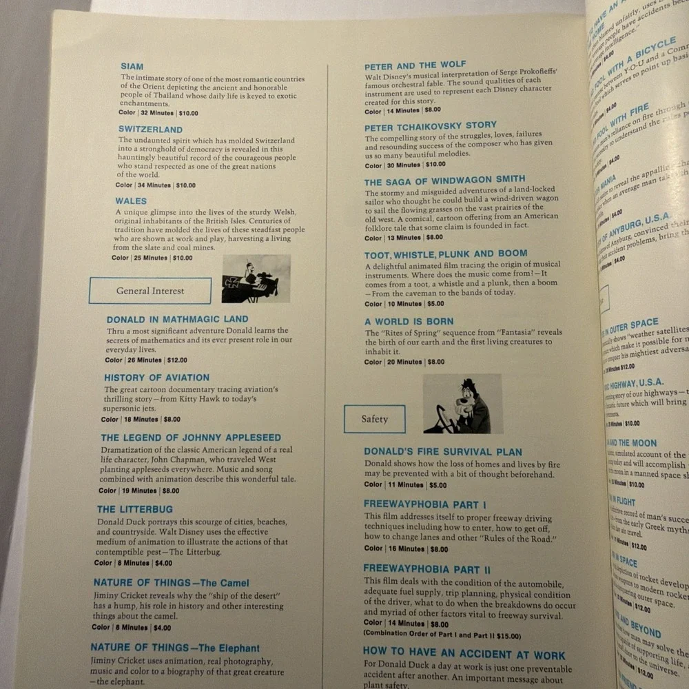 Walt Disney 1971-1972 Original Catalog 16mm Films For Rental Movie Magazine